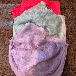 Wacoal lace bras 38G